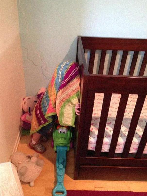 hide-and-seek-funny-kids-2