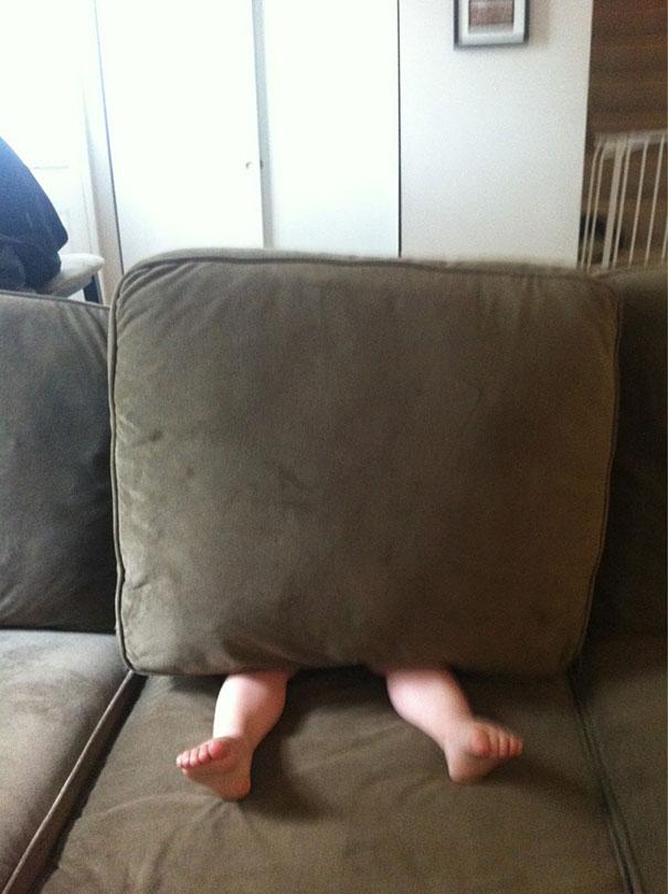 hide-and-seek-funny-kids-4