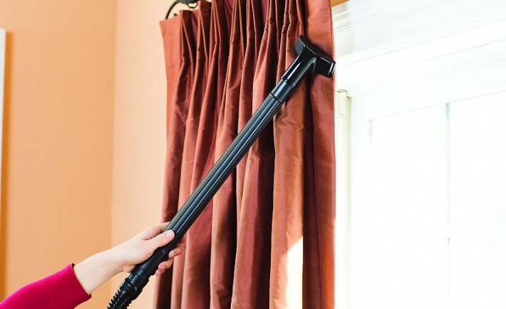 curtain-cleaning-1-710x434