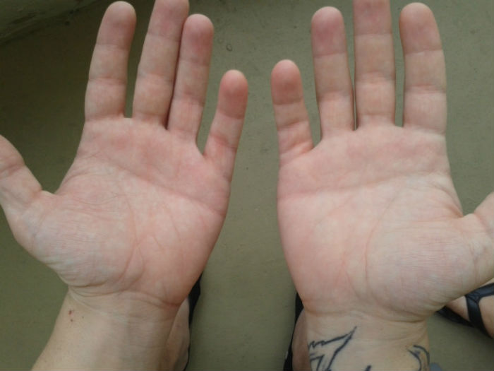 hands-600x450