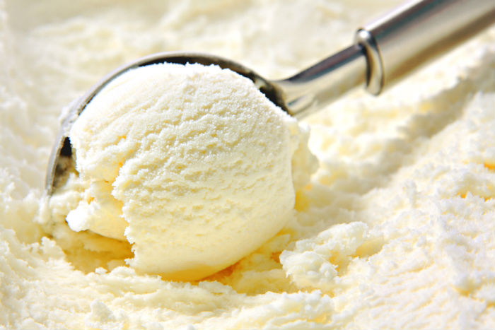 vanilla-ice-cream-scoop