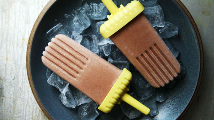 chocolate-banana-pops-feature